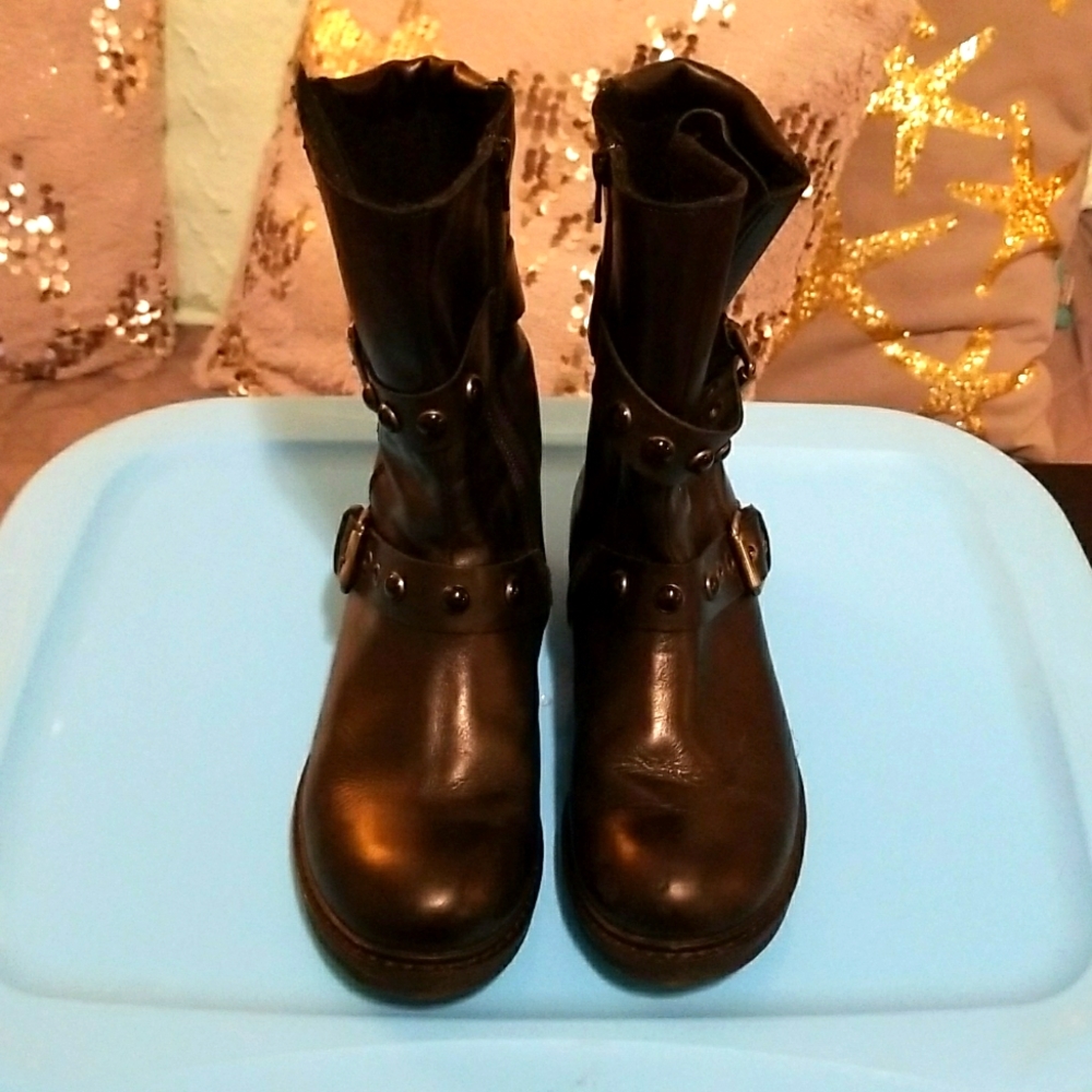 Black Manas Boots size us 8 EUR 39